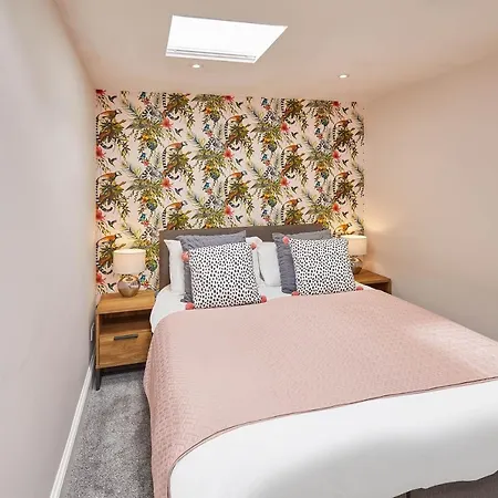 Host & - The Milton Saltburn-by-the-Sea