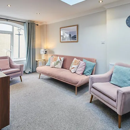 Host & - The Milton *